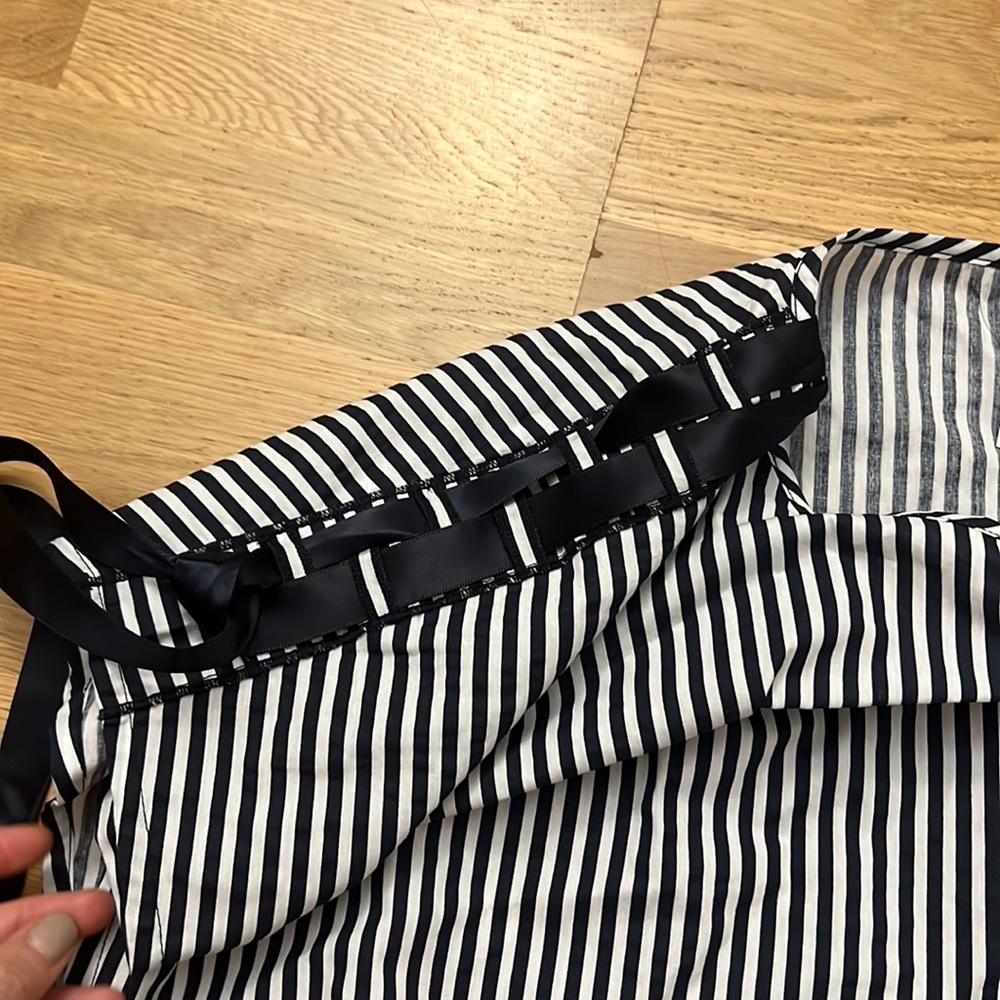 NWT Morgan Lane Gina Nessa Striped Ruffle-Trim Pajama Set - Picture 9 of 12